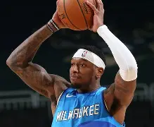 开元棋牌中文官网-勇士克莱汤普森复出回放全场比赛