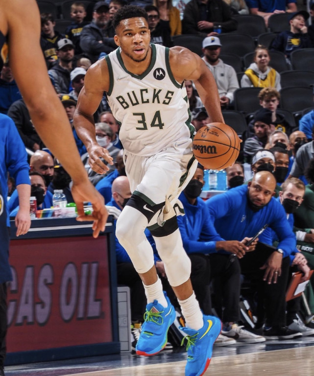 开元棋牌官网-活塞vs步行者