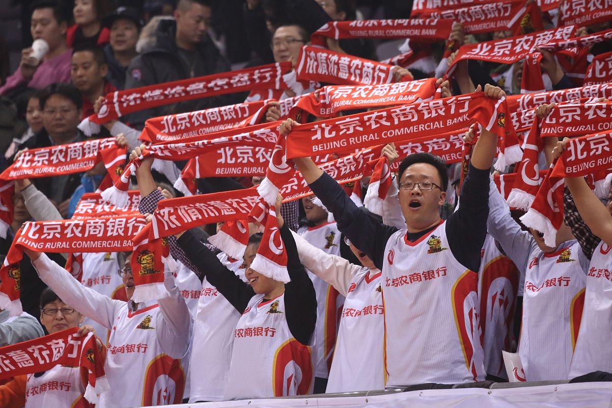 开元棋牌-队内强力内线再添新兵,助力球队逆转胜利