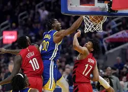 勇士再遭逆转,库里发威未能保护领先的球队