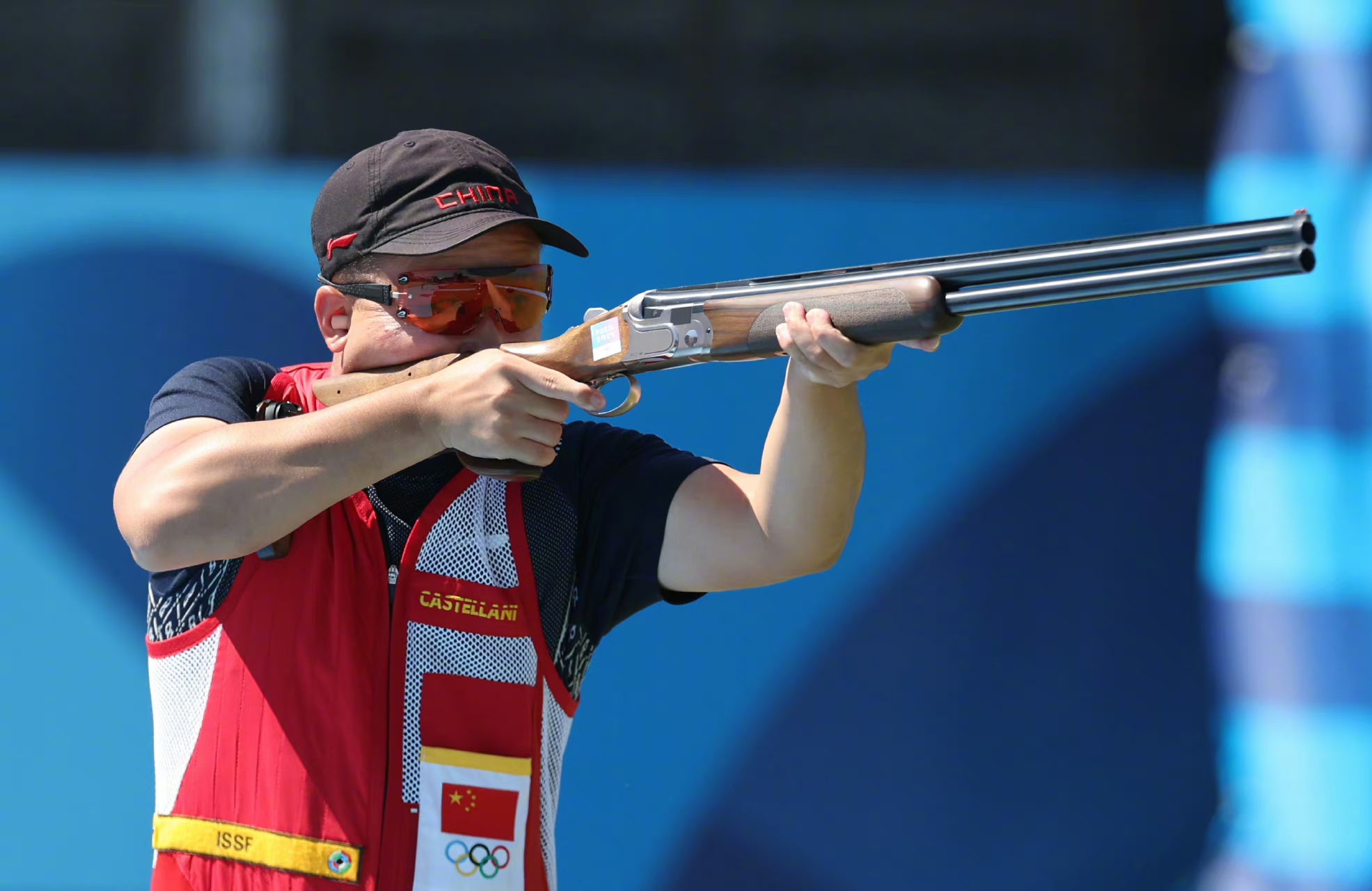 运动员们为冲击最高荣誉做好准备的英文