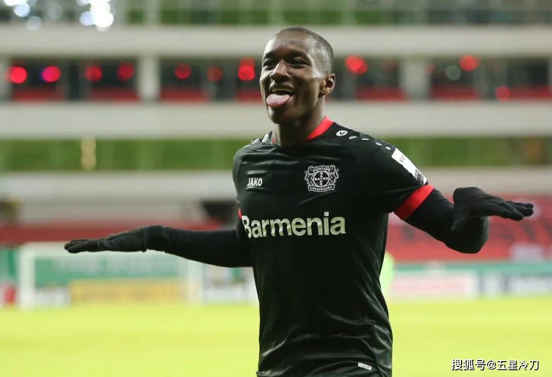 网球梅尔滕斯身高