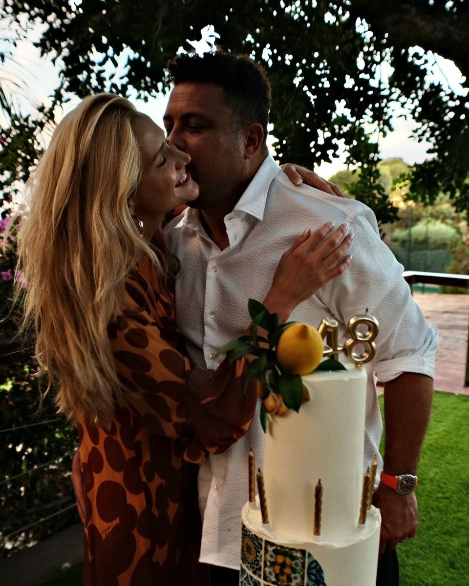 开元棋牌官网-nba球星在社交媒体上秀恩爱,引发热议是什么