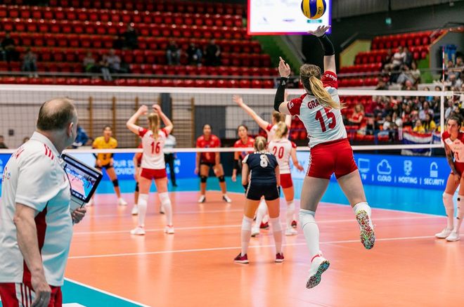 巴黎奥运会瑞典击败日本队