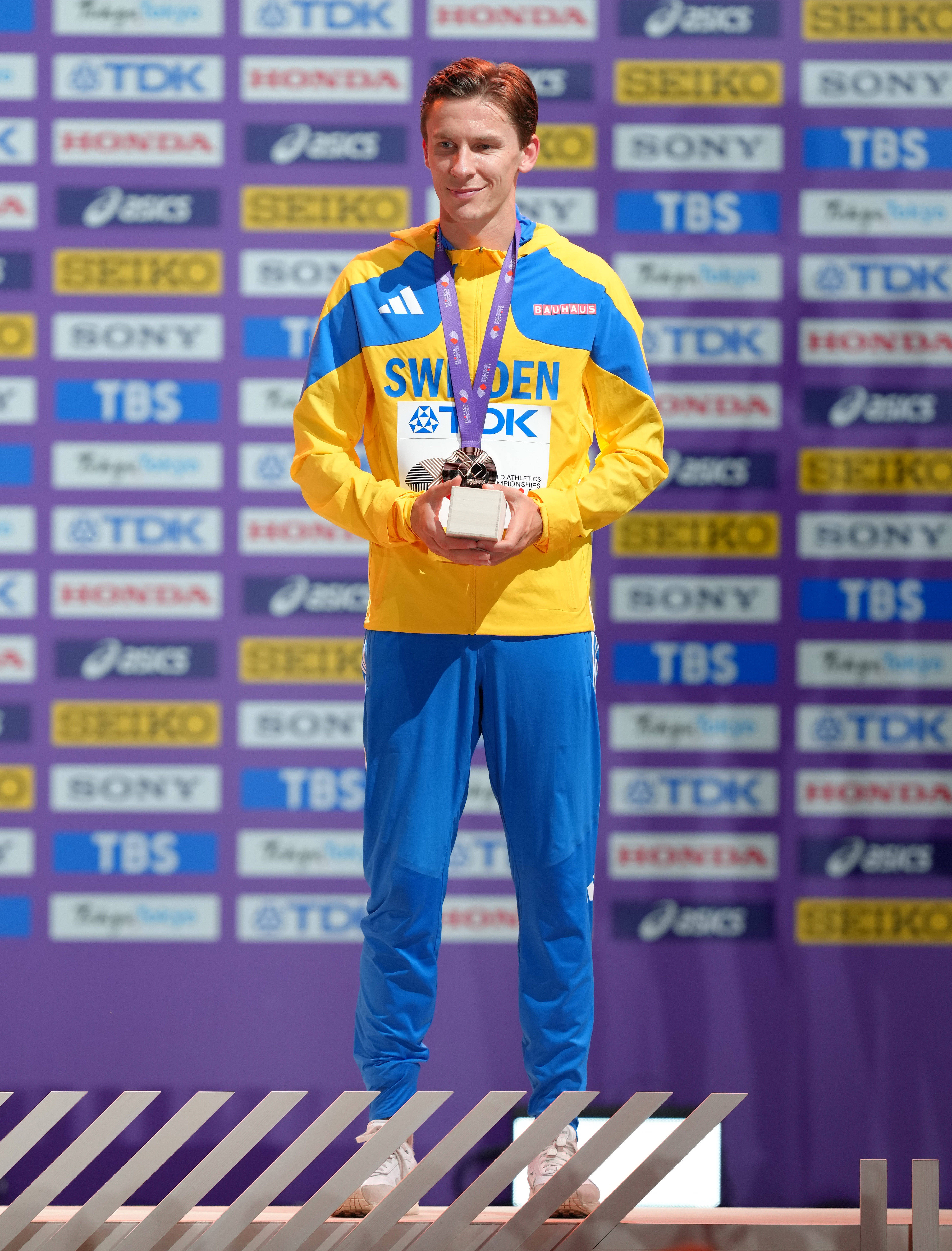 开元棋牌官网-阿扎尔在切尔西的数据表